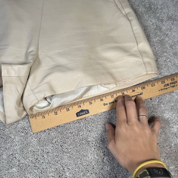 David Lerner Women's Large 100% Lambskin 3" Inseam Shorts Satin Lined READ‎ - Picture 3 of 12